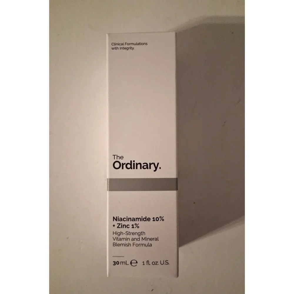 The Ordinary Niacinamide 10% + Zinc 1% Smoothing Serum for Blemish-Prone Skin